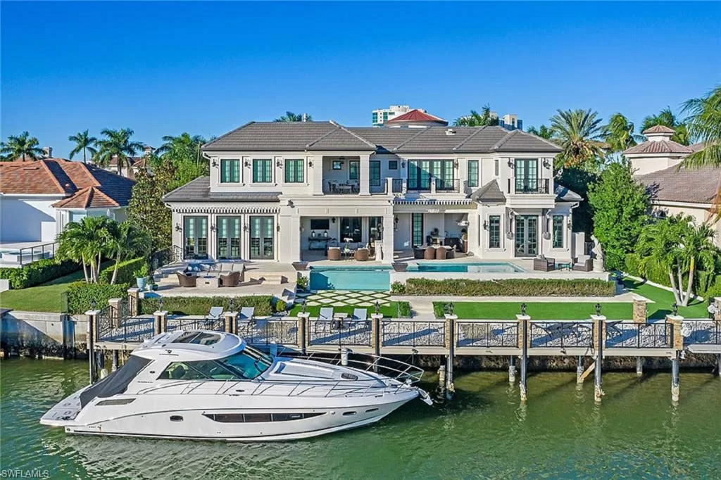 waterfront-home-for-sale-florida