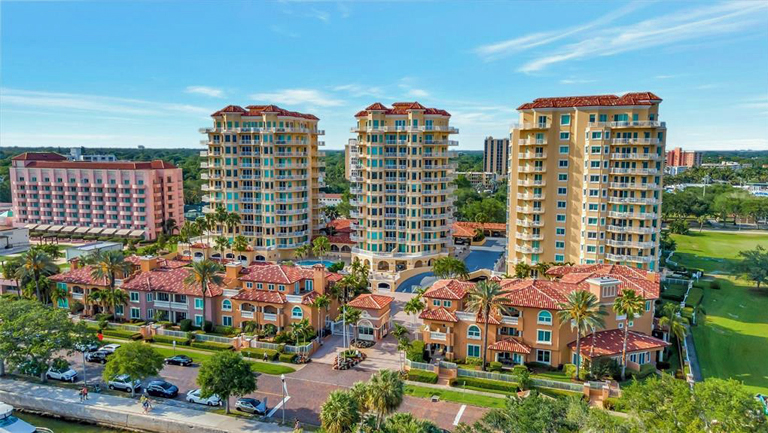 Condos Sale St Petersburg FL 555 5th Avenue Ne 33701